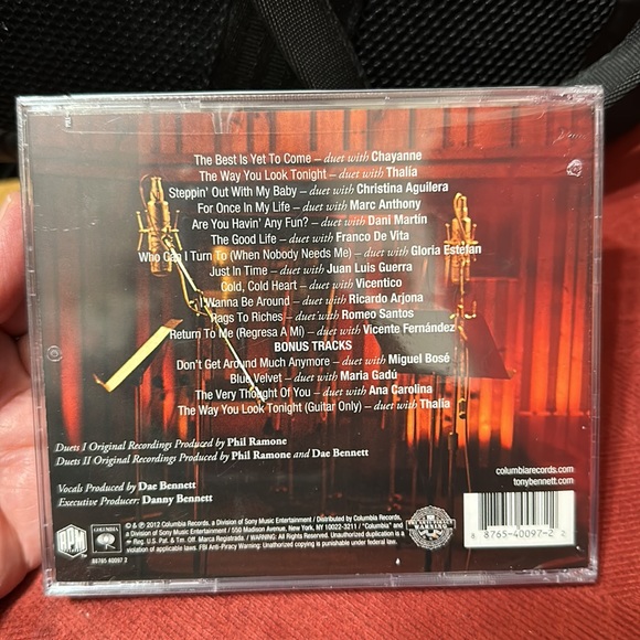 CD NEW Tony Bennett Viva Duets - Picture 5 of 6